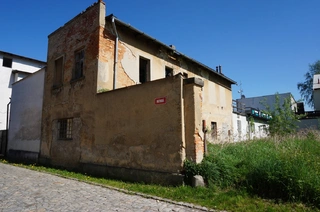 UPUŠTĚNO_Pozemky s původní komerční stavbou Chrastava I
