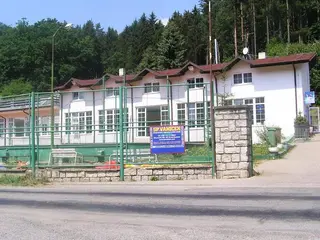 UPUŠTĚNO_Rekreační areál Chocerady, okres Benešov - kemp Vaníček