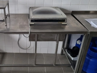 RC 17 Vakuovačka - pracovní stůl