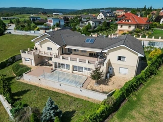 Nadstandardně řešený rodinný dům v obci Dobříš, okr. Příbram