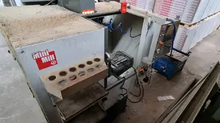 INTORA 03. Vertikální obráběcí centrum s příslušenstvím HAAS Mini Mill