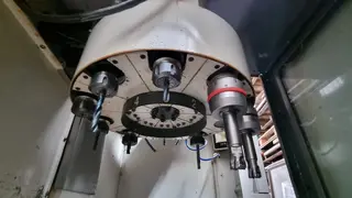 INTORA 03. Vertikální obráběcí centrum s příslušenstvím HAAS Mini Mill