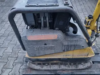 TBK 11 Vibrační deska WACKER DPU 6555