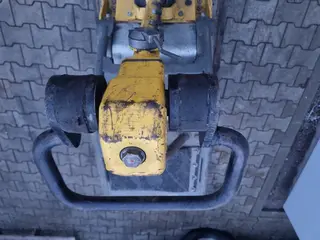 TBK 11 Vibrační deska WACKER DPU 6555