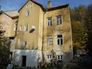 Vícegenerační RD s garáží k rekonstrukci, Loket