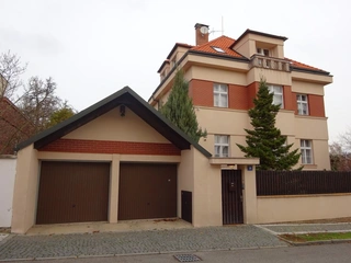 vila Praha Dejvice