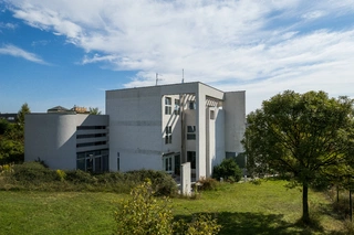 Vila s pozemky k.ú. Troja, ul. Dřínová, Praha
