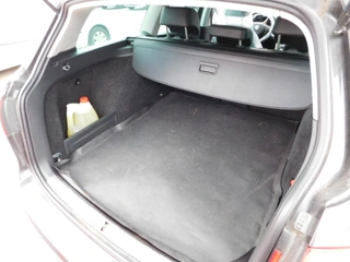 Volkswagen 3C Passat Variant kombi 2