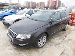Volkswagen 3C Passat Variant kombi 2