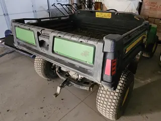 GV 09 Vozítko John Deere GATOR TX