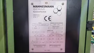LAM 04 Vstřikovací lis DEMAG 1000-430
