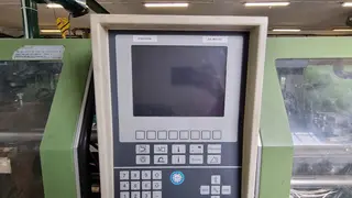 LAM 04 Vstřikovací lis DEMAG 1000-430