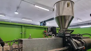 LAM 02 Vstřikovací lis ENGEL ES 650/125 HL