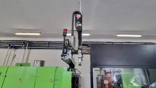 LAM 02 Vstřikovací lis ENGEL ES 650/125 HL