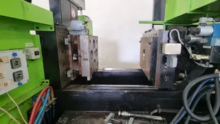 LAM 02 Vstřikovací lis ENGEL ES 650/125 HL