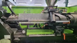 LAM 02 Vstřikovací lis ENGEL ES 650/125 HL