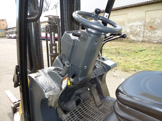 Vysokozdvižný vozík CAT CATERPILLAR