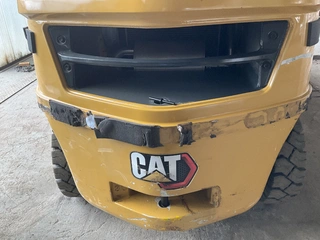 04 Vysokozdvižný vozík CAT GP 30 N	