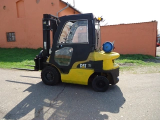 VZV Caterpillar 2
