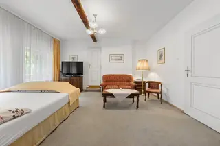 Zámeček Sluncová, Praha - Karlín - 2.kolo
