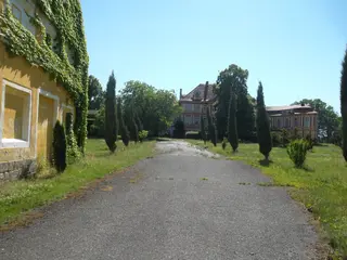 Zámek Bezno, okres Mladá Boleslav