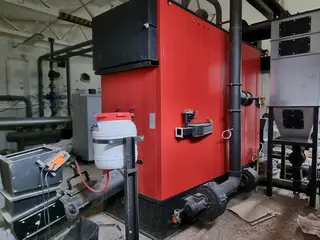 KGJ 01 Zařízení pro zužitkování biomasy včetně příslušenství.