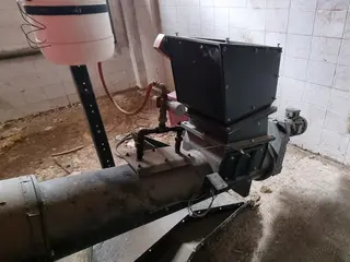 KGJ 01 Zařízení pro zužitkování biomasy včetně příslušenství.