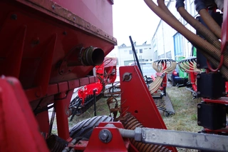 Zemědělský stroj PÖTTINGER TERRASEM 6000 - SOME