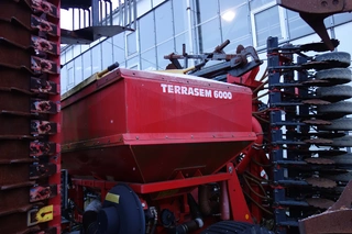 Zemědělský stroj PÖTTINGER TERRASEM 6000 - SOME