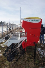 Zemědělský stroj VITASEM 302 A