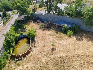 D3 Znojmo 2K -  Pozemky 1 375 m² u zámku a hlavní komunikace