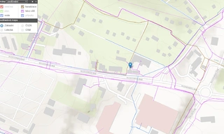 D7 Znojmo 2K - spoluvlastnický podíl id. 1/2 na řadové garáži v blízkosti zámku a hlavní komunikace