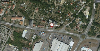 D8 Znojmo - pozemek u zámeckého areálu se stavbou neevidovanou v katastru nemovitostí